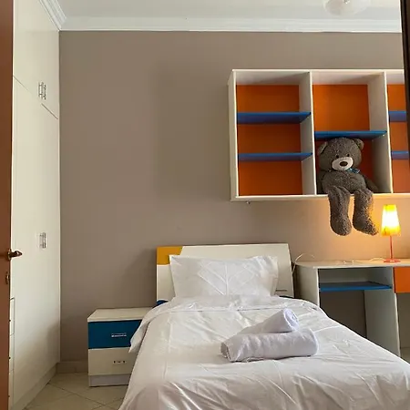Cloud8 With Castle View, 7km From The Apartment *